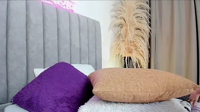 Snapshot of AmatistaSallow__ chatting on February 9, 2025, 4:57 am AmatistaSallow online show from February 9, 2025, 4:57 am