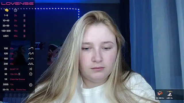 Light Luna online show from November 4, 2025, 12:04 pm