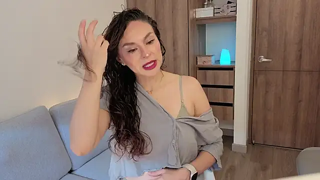 Monica-Bello online show from March 19, 2026, 6:01 pm