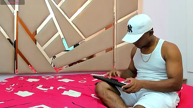 you and i9 online show from March 18, 2025, 7:53 pm