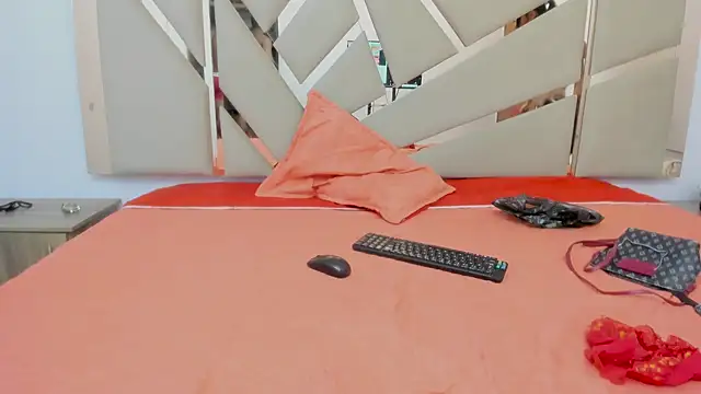 you and i9 online show from September 12, 2025, 7:25 pm