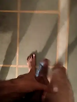 Snapshot of Monster_Bigdick chatting on November 7, 2025, 5:13 pm Monster Bigdick online show from November 7, 2025, 5:13 pm