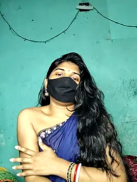 Snapshot of Luv_Adite20 chatting on February 12, 2025, 6:19 pm Luv Adite20 online show from February 12, 2025, 6:19 pm