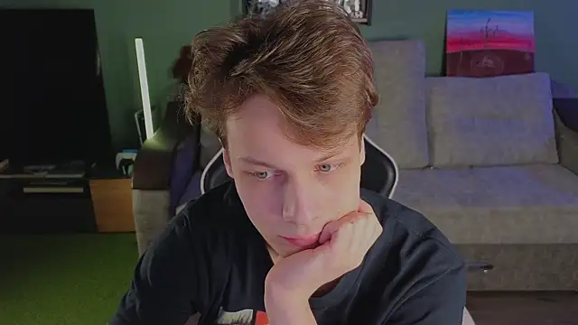 TeddyLiLboy online show from April 4, 2026, 6:49 pm