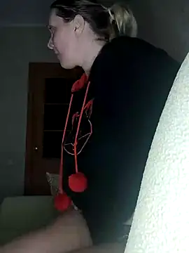 Snapshot of LeraSweet chatting on February 1, 2025, 7:44 pm LeraSweet online show from February 1, 2025, 7:44 pm