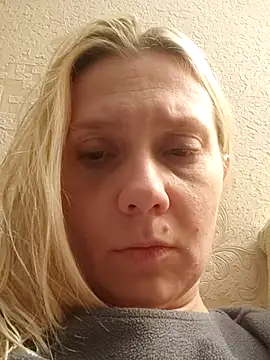 Snapshot of LeraSweet chatting on October 12, 2025, 8:08 pm LeraSweet online show from October 12, 2025, 8:08 pm