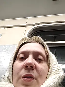 Snapshot of LeraSweet chatting on December 16, 2025, 6:07 am LeraSweet online show from December 16, 2025, 6:07 am