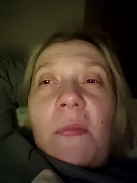 Snapshot of LeraSweet chatting on January 18, 2026, 8:23 pm LeraSweet online show from January 18, 2026, 8:23 pm