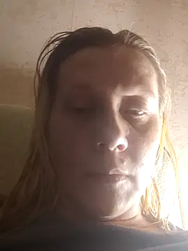 Snapshot of LeraSweet chatting on March 8, 2026, 8:12 pm LeraSweet online show from March 8, 2026, 8:12 pm