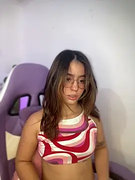 Snapshot of BlairVicent chatting on January 9, 2025, 12:30 pm BlairVicent online show from January 9, 2025, 12:30 pm