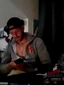 Snapshot of eltoulou chatting on January 30, 2025, 8:21 pm eltoulou online show from January 30, 2025, 8:21 pm