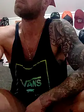 Snapshot of eltoulou chatting on February 9, 2025, 2:06 am eltoulou online show from February 9, 2025, 2:06 am