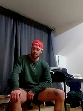 Snapshot of eltoulou chatting on February 17, 2025, 11:20 pm eltoulou online show from February 17, 2025, 11:20 pm