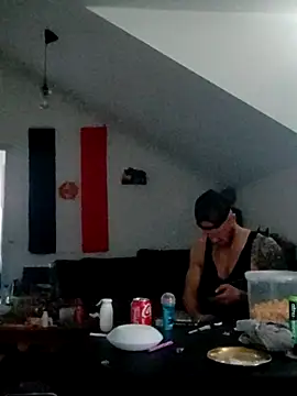 Snapshot of eltoulou chatting on February 19, 2025, 4:00 pm eltoulou online show from February 19, 2025, 4:00 pm