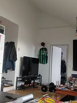 Snapshot of eltoulou chatting on February 25, 2025, 2:00 pm eltoulou online show from February 25, 2025, 2:00 pm