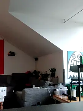 Snapshot of eltoulou chatting on March 12, 2025, 4:56 pm eltoulou online show from March 12, 2025, 4:56 pm