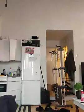 Snapshot of eltoulou chatting on March 19, 2025, 5:17 pm eltoulou online show from March 19, 2025, 5:17 pm