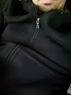 Picknick84 online show from September 26, 2025, 2:21 pm