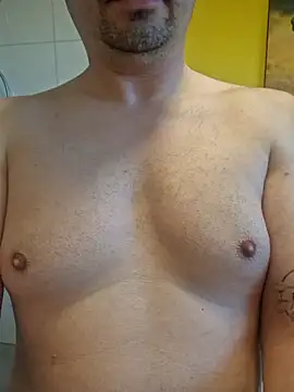 Picknick84 online show from November 18, 2025, 2:32 pm