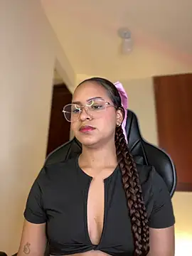 gretta kler1 online show from January 19, 2025, 7:15 pm