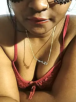 FANTASY QUEEN 07 online show from October 4, 2025, 9:13 pm