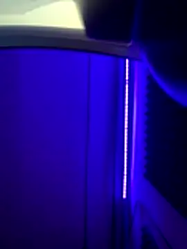 Snapshot of HornyBoyTim chatting on December 18, 2025, 3:45 am HornyBoyTim online show from December 18, 2025, 3:45 am