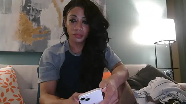 Snapshot of CaramelDipper chatting on May 27, 2026, 8:00 am CaramelDipper online show from May 27, 2026, 8:00 am