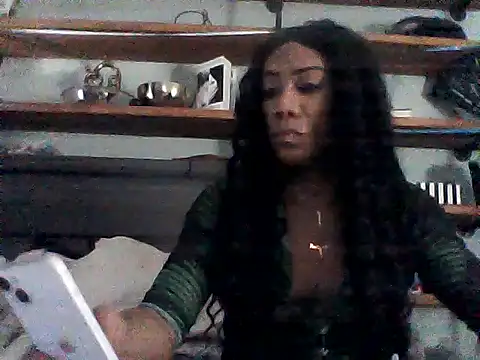 Snapshot of CaramelDipper chatting on July 14, 2026, 10:59 pm CaramelDipper online show from July 14, 2026, 10:59 pm