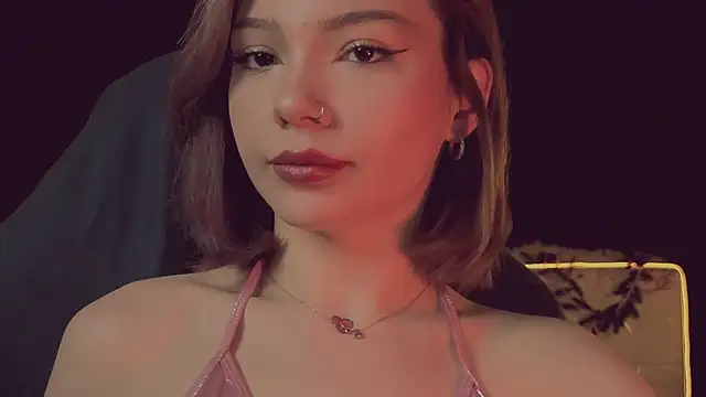 Snapshot of SandraBoyl chatting on December 4, 2025, 8:56 am SandraBoyl online show from December 4, 2025, 8:56 am