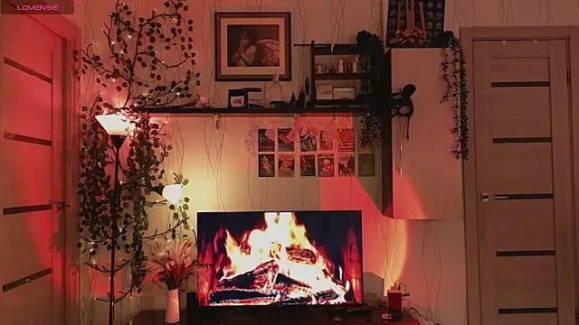 Snapshot of SandraBoyl chatting on April 6, 2026, 1:36 am SandraBoyl online show from April 6, 2026, 1:36 am