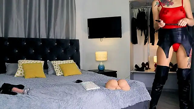 Snapshot of InvitingTina chatting on November 11, 2025, 3:17 am InvitingTina online show from November 11, 2025, 3:17 am