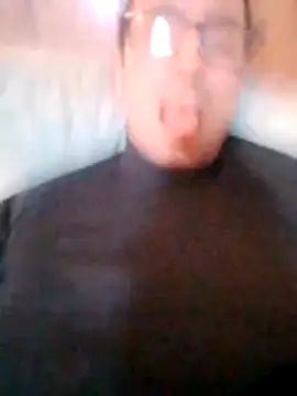 Snapshot of Anastasio33 chatting on January 6, 2026, 8:18 am Anastasio33 online show from January 6, 2026, 8:18 am