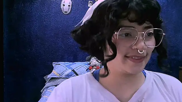 Snapshot of NinaYellow chatting on February 11, 2026, 12:43 pm NinaYellow online show from February 11, 2026, 12:43 pm