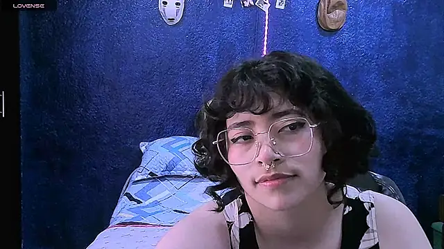 Snapshot of NinaYellow chatting on March 2, 2026, 1:51 pm NinaYellow online show from March 2, 2026, 1:51 pm