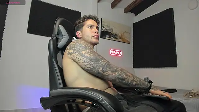 LucianSinclair online show from September 28, 2025, 12:16 am