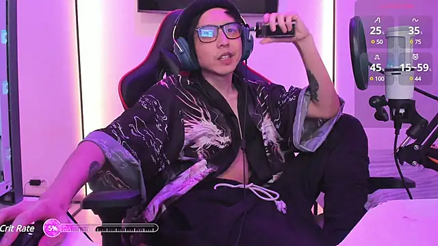 Snapshot of wexlee7 chatting on February 27, 2025, 10:42 pm wexlee7 online show from February 27, 2025, 10:42 pm