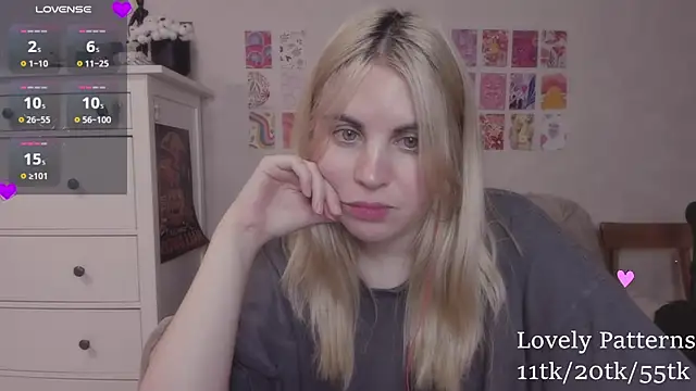 pawpaws online show from December 3, 2024, 2:16 pm