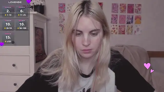 pawpaws online show from December 15, 2024, 6:37 pm