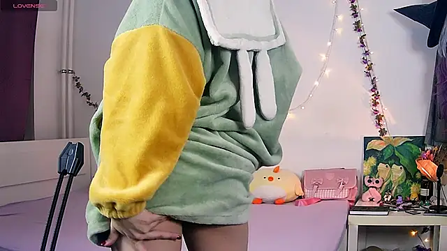 Violet Veliya online show from September 30, 2025, 5:40 pm