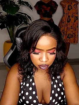 Snapshot of rosey_cheeks chatting on April 29, 2026, 11:11 pm rosey cheeks online show from April 29, 2026, 11:11 pm