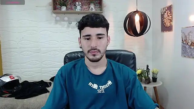 DmitriSanders online show from January 10, 2025, 8:26 pm