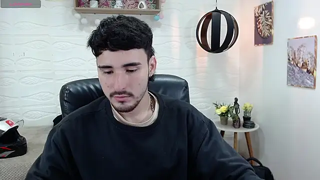 DmitriSanders online show from January 24, 2025, 8:43 pm