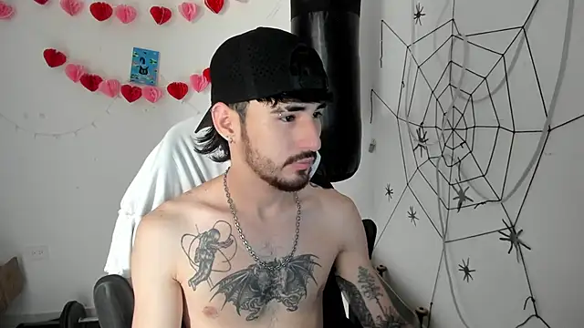 DmitriSanders online show from February 10, 2026, 3:38 pm