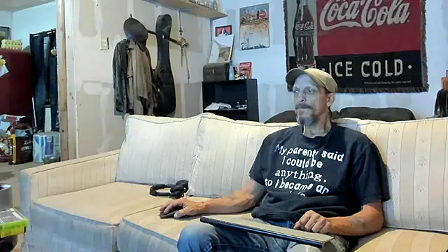 jayshort786 online show from October 23, 2025, 3:39 am