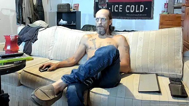 jayshort786 online show from November 7, 2025, 1:44 pm