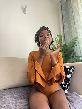 Snapshot of Grusha19 chatting on February 15, 2025, 9:16 am Grusha19 online show from February 15, 2025, 9:16 am