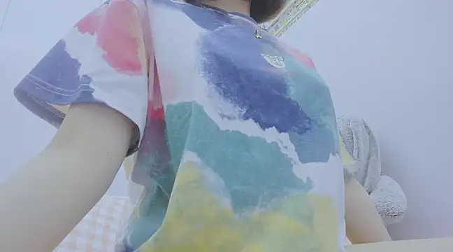 Linh diudang online show from February 15, 2025, 3:52 am