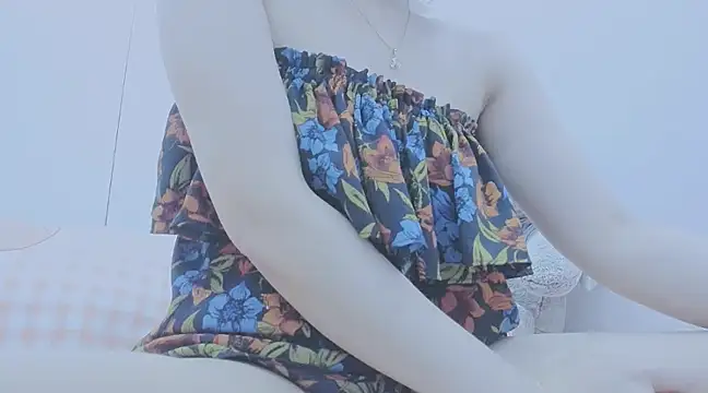 Linh diudang online show from March 23, 2025, 2:04 am