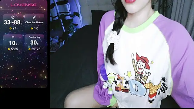  Viviann  online show from December 18, 2024, 3:33 pm