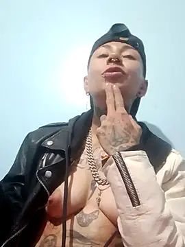 Snapshot of real_fenix chatting on January 20, 2025, 6:31 am real fenix online show from January 20, 2025, 6:31 am